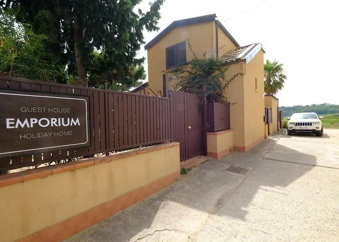 Emporium Guest House Villaggio Peruzzo photo
