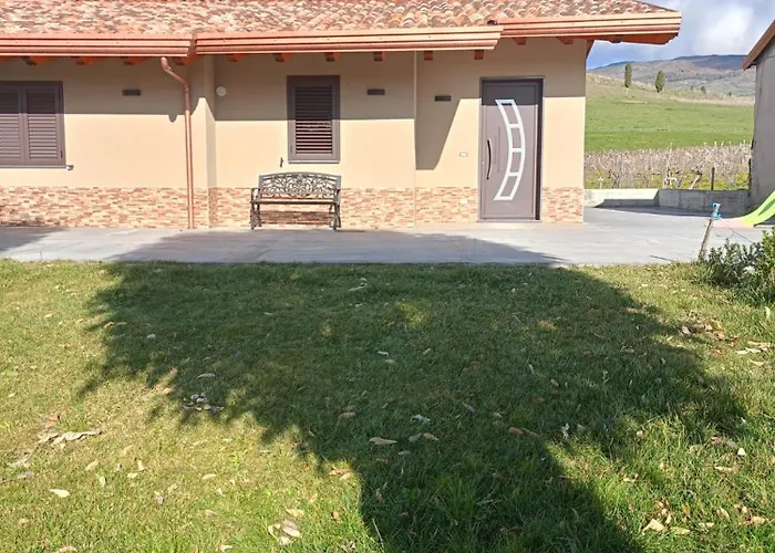 Villa Vm Maniace foto