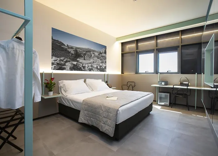 Cubik Inn Design Rooms 格拉维纳迪卡塔尼亚照片