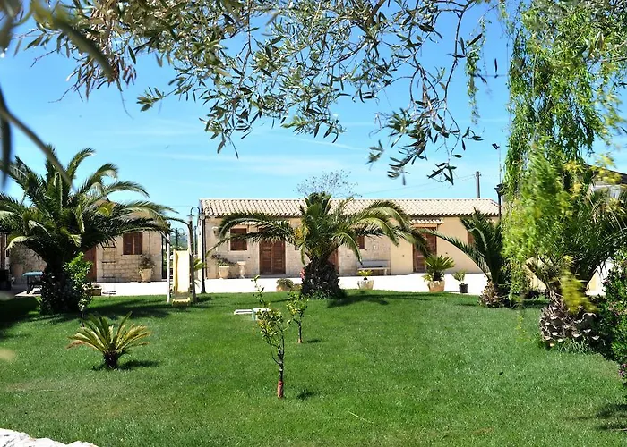 Oasi Di Cava Ispica Villa Pietre Nere San Zagaria photo