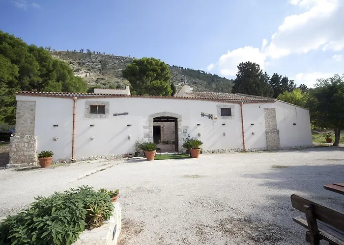 Turismo Rurale Baglio Fastuchera Alcamo photo