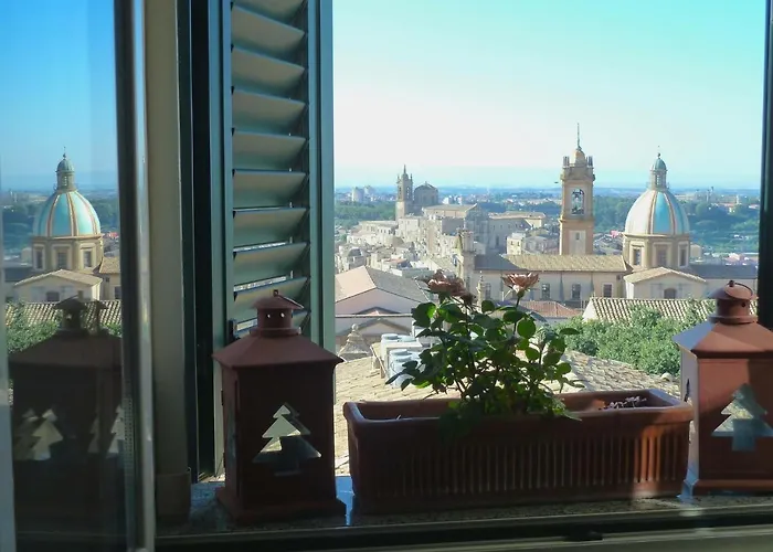 Casa Tipica Siciliana: Panoramic Terrace B&B Caltagirone photo